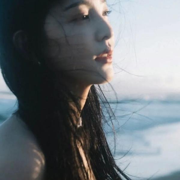 谜谕 海报